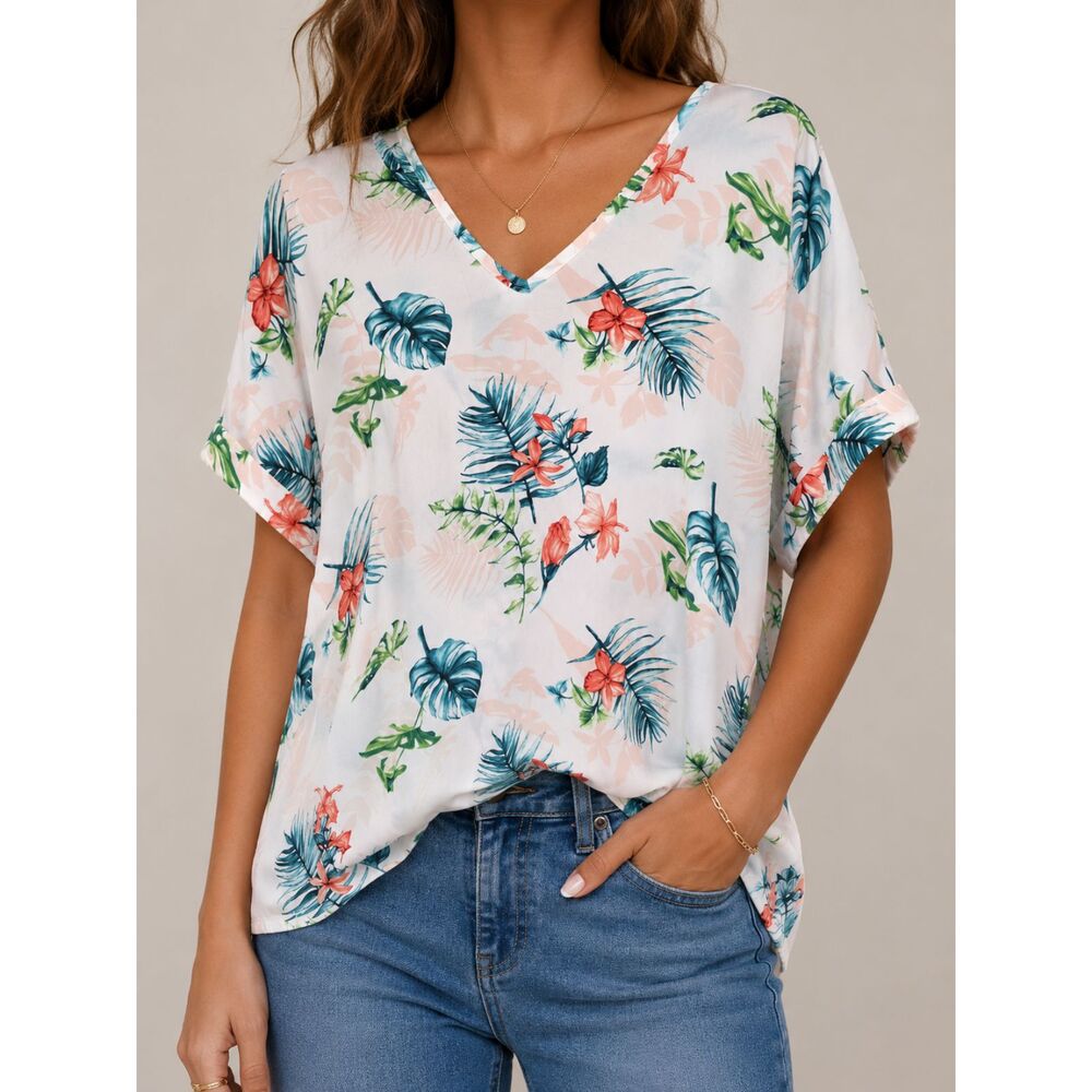 Lush Tropical Floral Blouse Women's Size‎ M White V Neck Lightweight Top Flowy